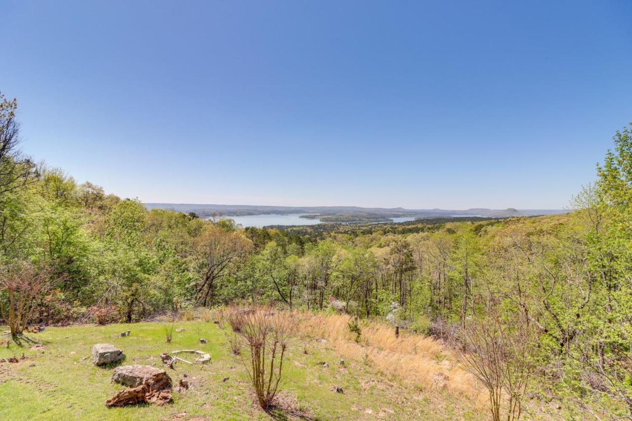 Charming Edgemont Home With Deck And Lake Views! Fairfield Bay Exterior photo